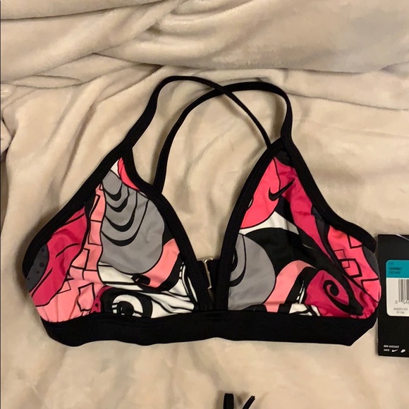 Nike Swimsuit - Picture 2 of 6